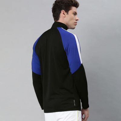 Men Black Solid High Neck T-shirt With Colourblocked Sleeves